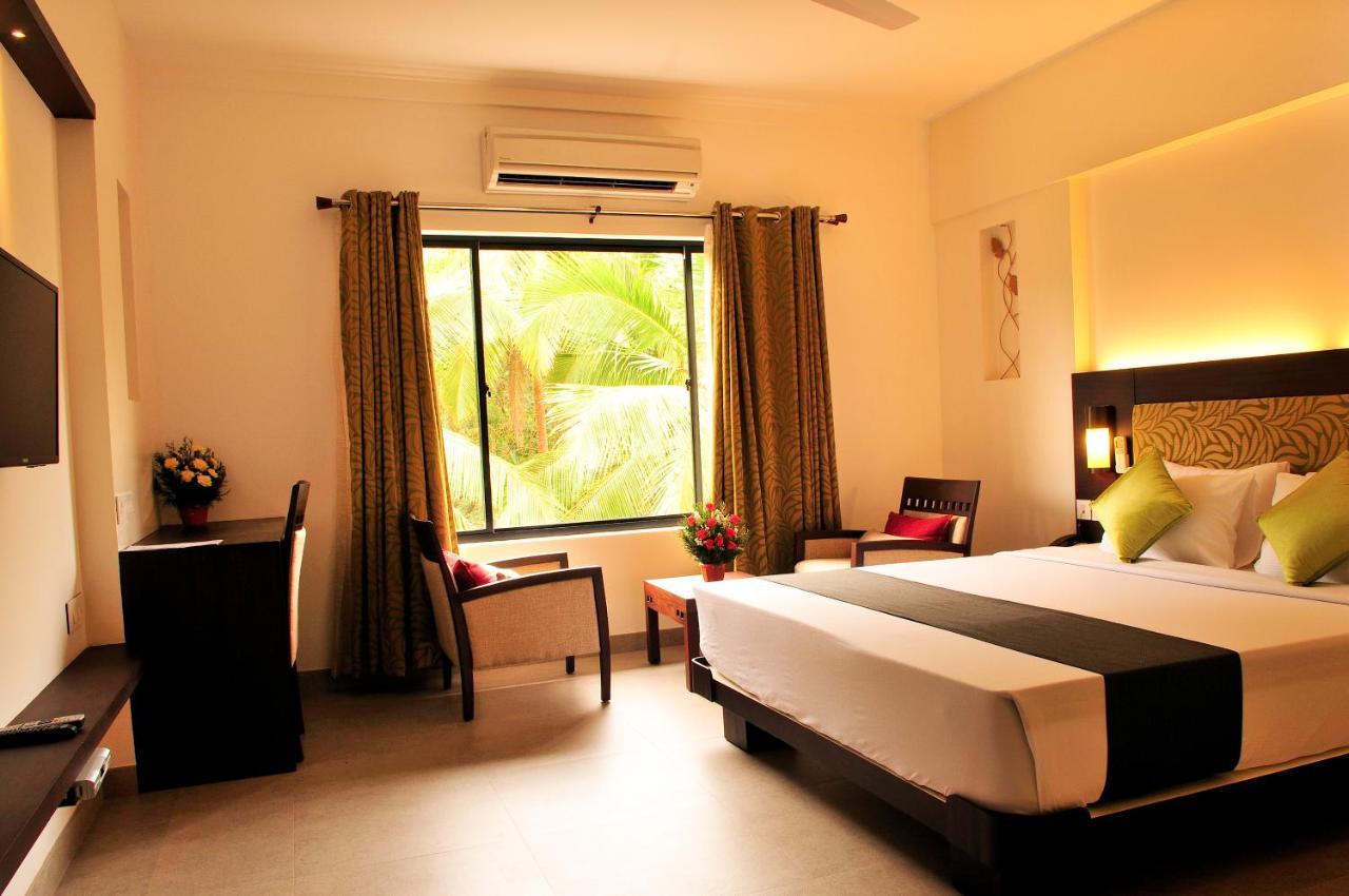 Hotel Copper Folia Kozhikode Esterno foto